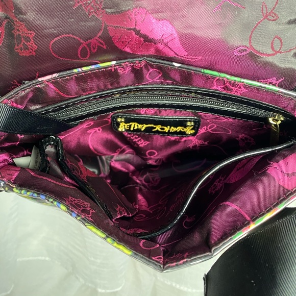 BETSEY JOHNSON FLORAL CROSSBODY BAG - Picture 4 of 4